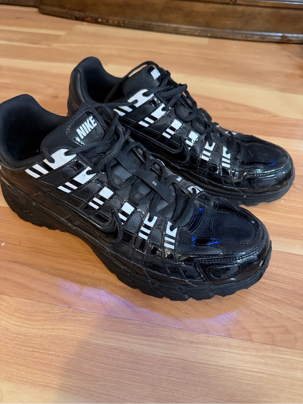 Nike P-6000 Men’s Black Sneakers with White Branding